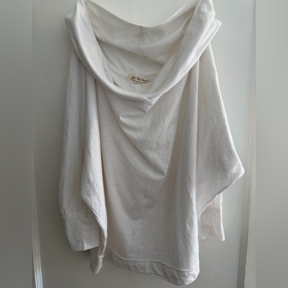 We The Free White Long Sleeve Cowl/Funnel Neck